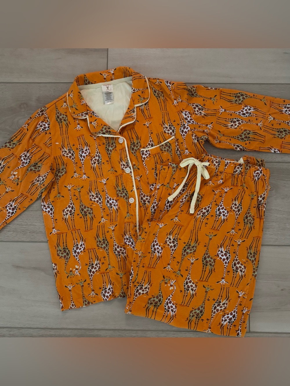 Munki Munki Giraffe Two Piece Pajama Set Women’s Size Medium